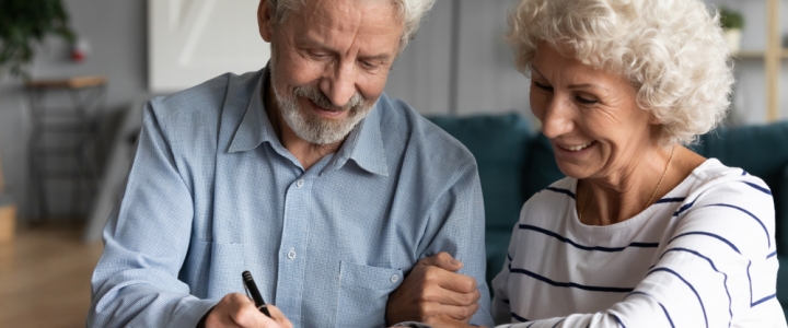 Legacy gifts rise as one in ten say they plan to name a charity in their Will